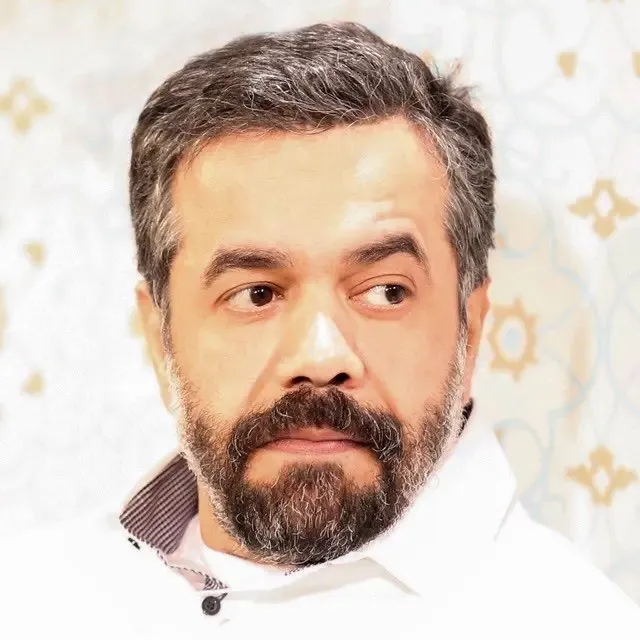 تصویر پروفایل محمود کریمی